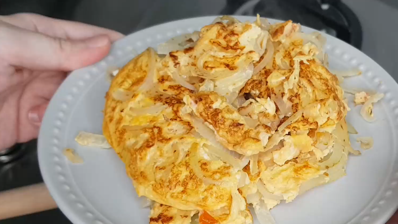 Chinchalok Omelette (Egg with Fermented Shrimp & Onion)